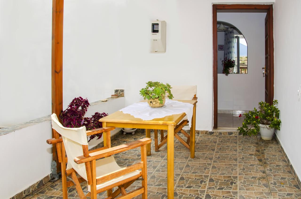 Palaios Rooms Plaka  Экстерьер фото
